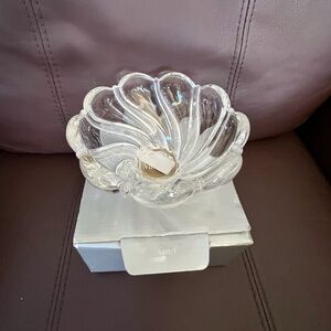 Mikasa Clear Swirl Glass Bowl